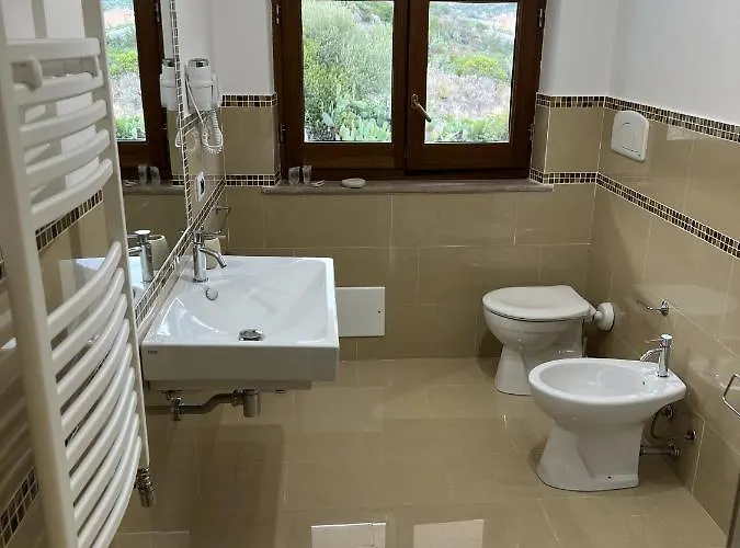 Le Pavoncelle 3* Bosa